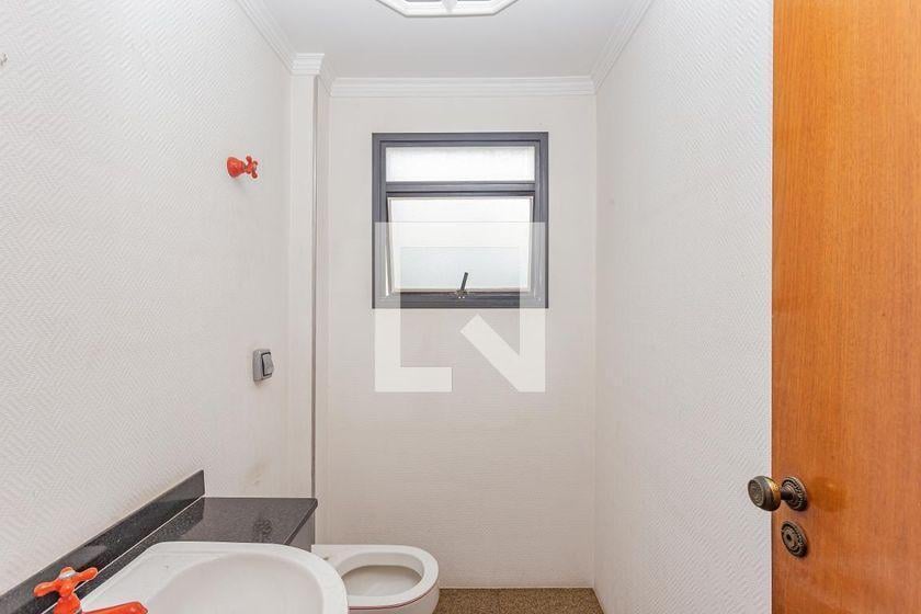 Apartamento à Venda – Bosque da Saúde, 4 Quartos, 750 m² – São Paulo