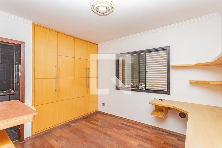 Apartamento à Venda – Bosque da Saúde, 4 Quartos, 750 m² – São Paulo