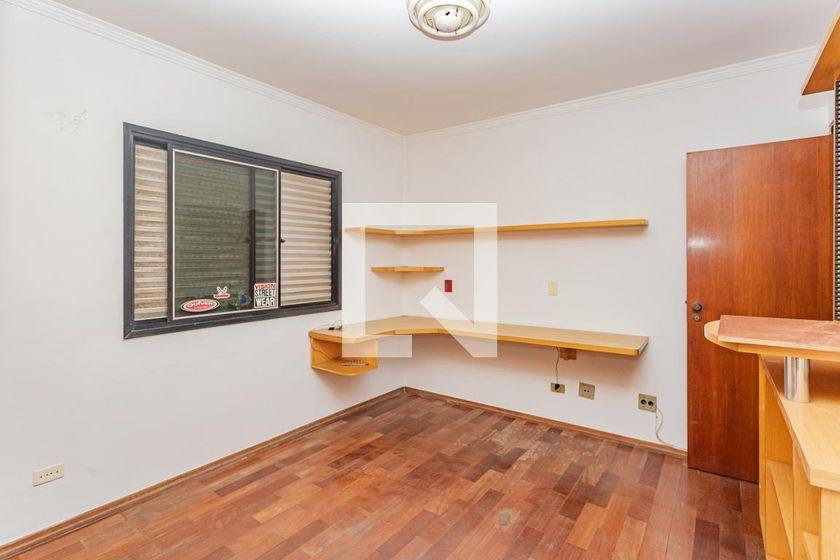 Apartamento à Venda – Bosque da Saúde, 4 Quartos, 750 m² – São Paulo