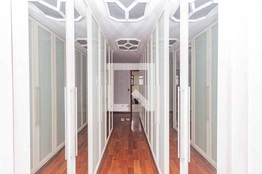 Apartamento à Venda – Bosque da Saúde, 4 Quartos, 750 m² – São Paulo