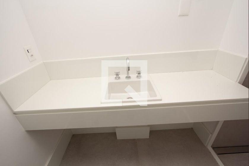 Apartamento à Venda – Moema, 4 Quartos, 375 m² – São Paulo