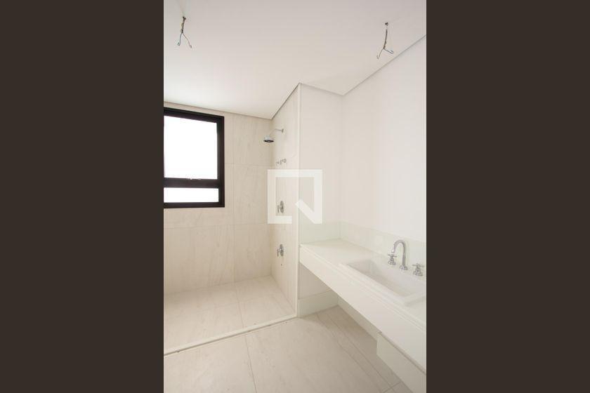 Apartamento à Venda – Moema, 4 Quartos, 375 m² – São Paulo