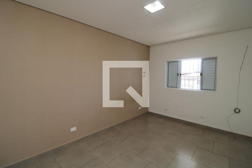 Casa à Venda – Vila Antonieta, 1 Quarto, 40 m² – São Paulo