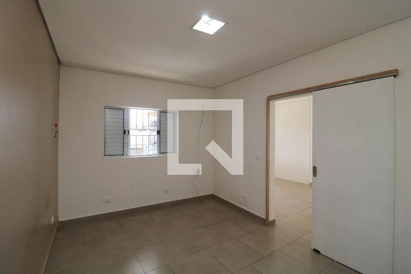 Casa à Venda – Vila Antonieta, 1 Quarto, 40 m² – São Paulo