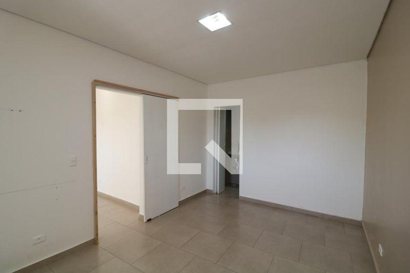 Casa à Venda – Vila Antonieta, 1 Quarto, 40 m² – São Paulo
