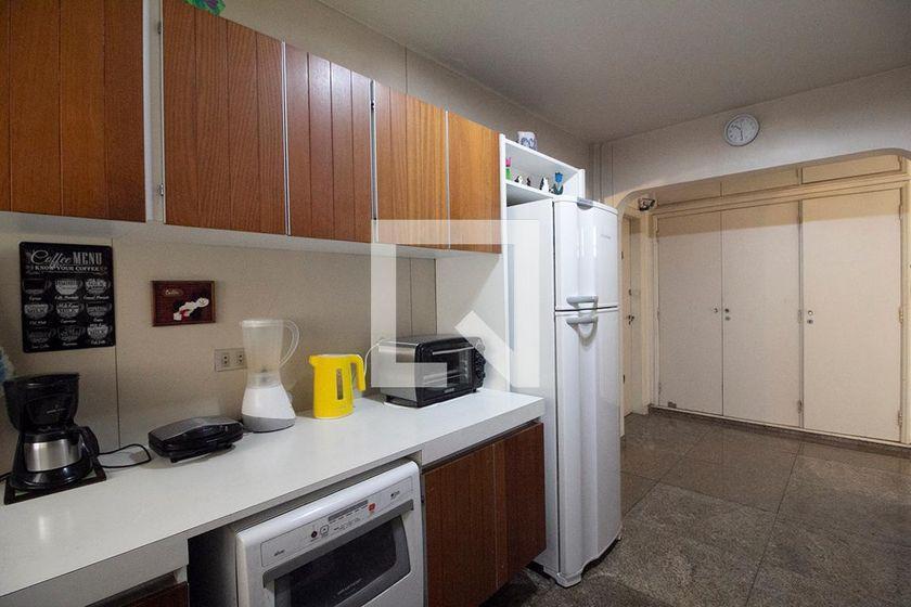 Apartamento à Venda – Higienópolis, 6 Quartos, 370 m² – São Paulo