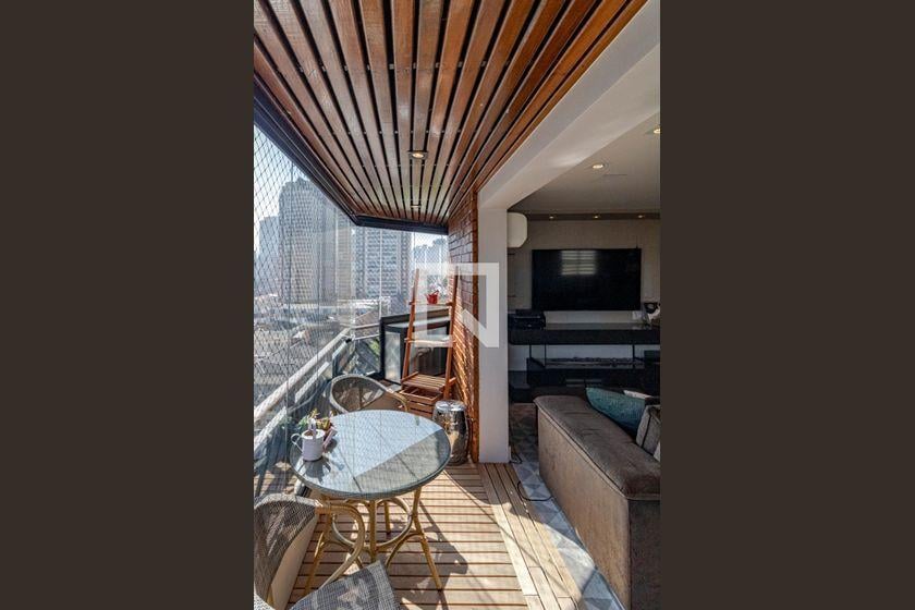 Apartamento à Venda – Vila Mariana, 4 Quartos, 330 m² – São Paulo