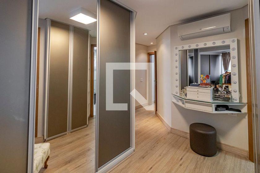 Apartamento à Venda – Vila Mariana, 4 Quartos, 330 m² – São Paulo