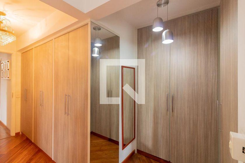 Apartamento à Venda – Moema, 4 Quartos, 430 m² – São Paulo