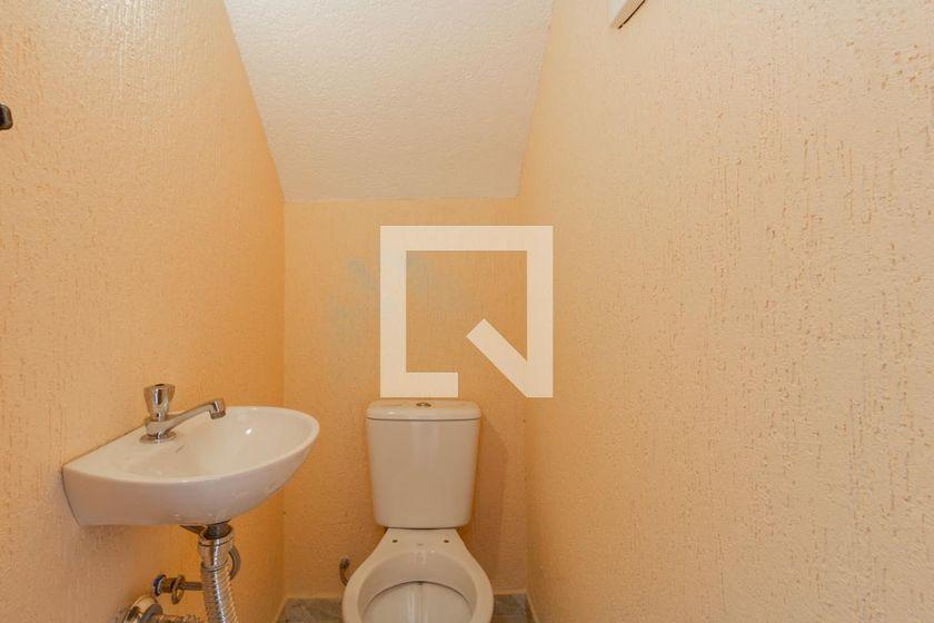 Casa à Venda – Moema, 2 Quartos, 108 m² – São Paulo
