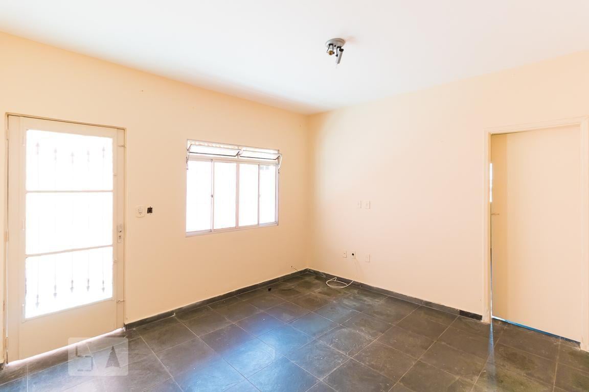 Casa à Venda – Vila Jacuí, 1 Quarto, 60 m² – São Paulo