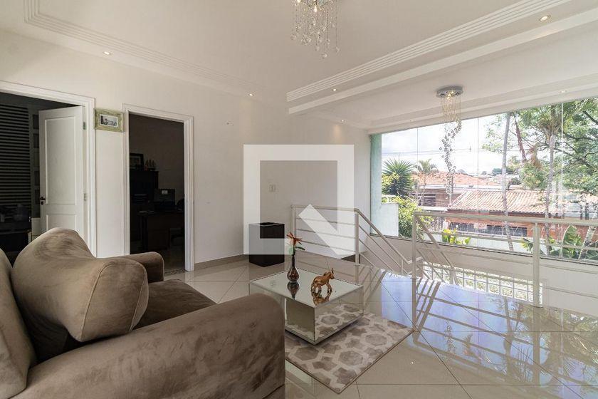 Casa à Venda – Bosque da Saúde, 4 Quartos, 792 m² – São Paulo