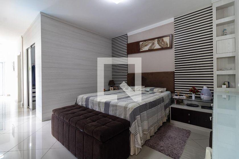 Casa à Venda – Bosque da Saúde, 4 Quartos, 792 m² – São Paulo