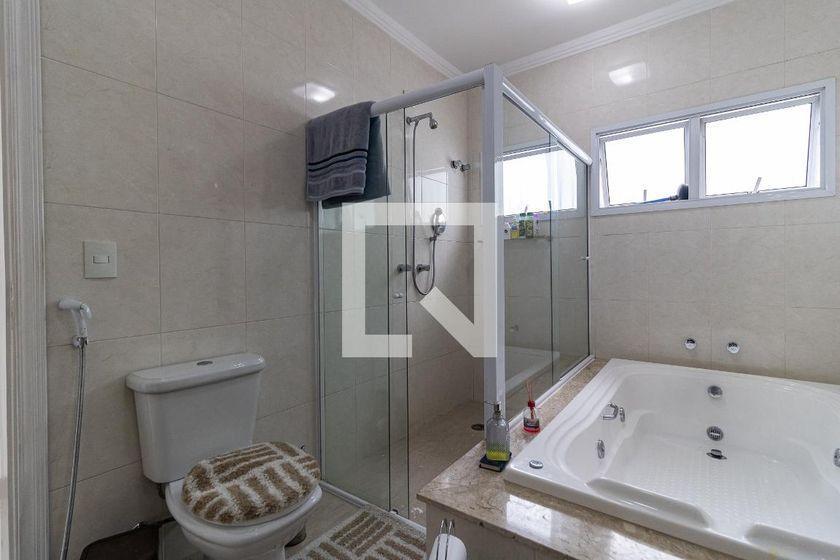 Casa à Venda – Bosque da Saúde, 4 Quartos, 792 m² – São Paulo