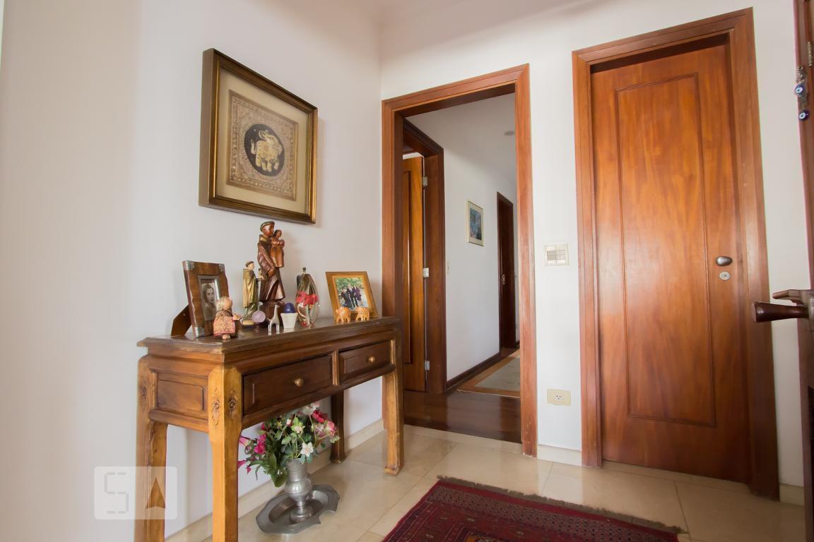 Apartamento à Venda – Real Parque, 5 Quartos, 230 m² – São Paulo
