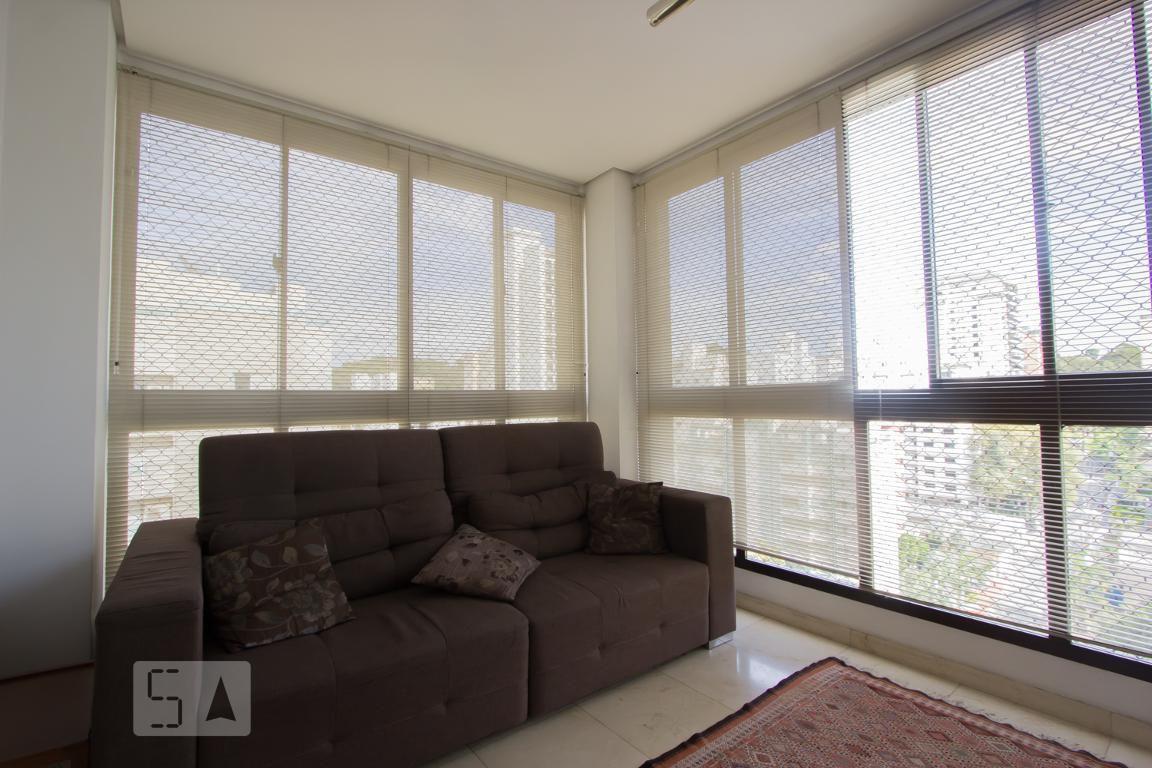 Apartamento à Venda – Real Parque, 5 Quartos, 230 m² – São Paulo