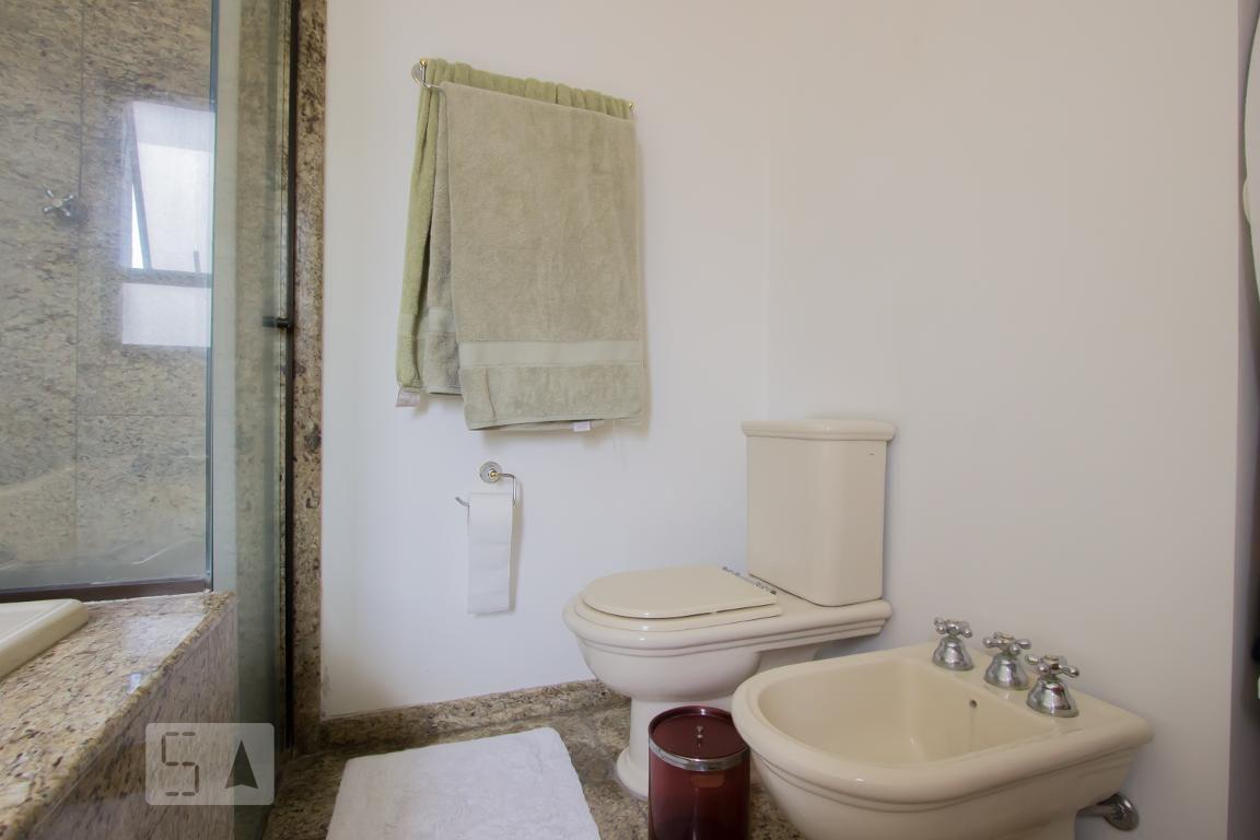 Apartamento à Venda – Real Parque, 5 Quartos, 230 m² – São Paulo