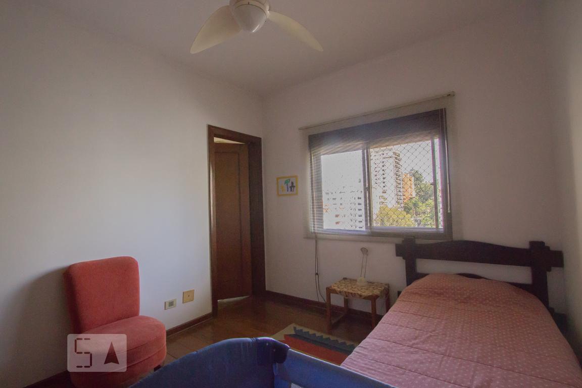 Apartamento à Venda – Real Parque, 5 Quartos, 230 m² – São Paulo