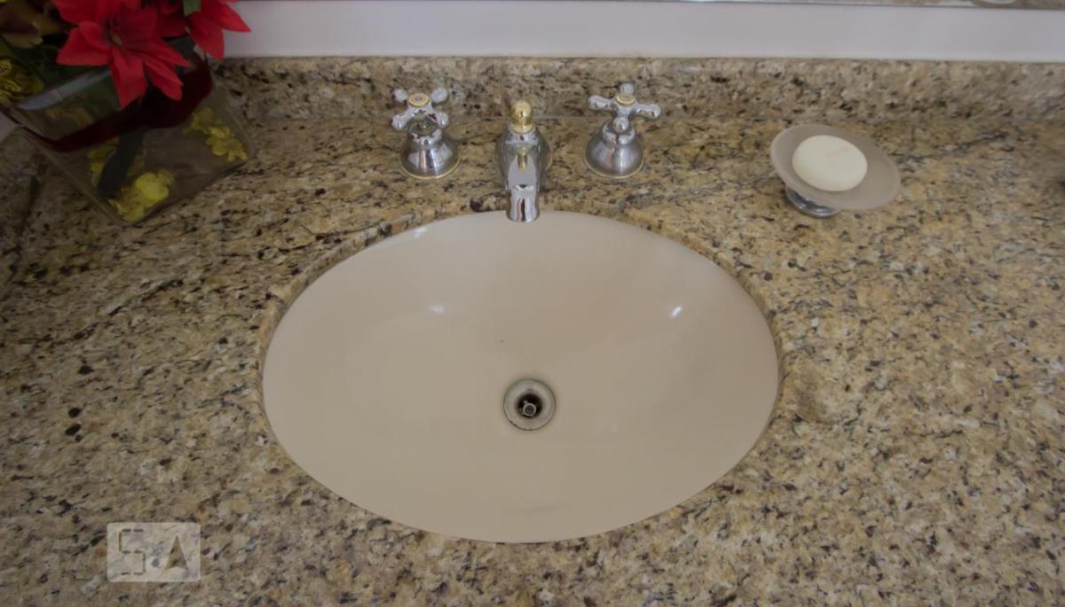 Apartamento à Venda – Real Parque, 5 Quartos, 230 m² – São Paulo
