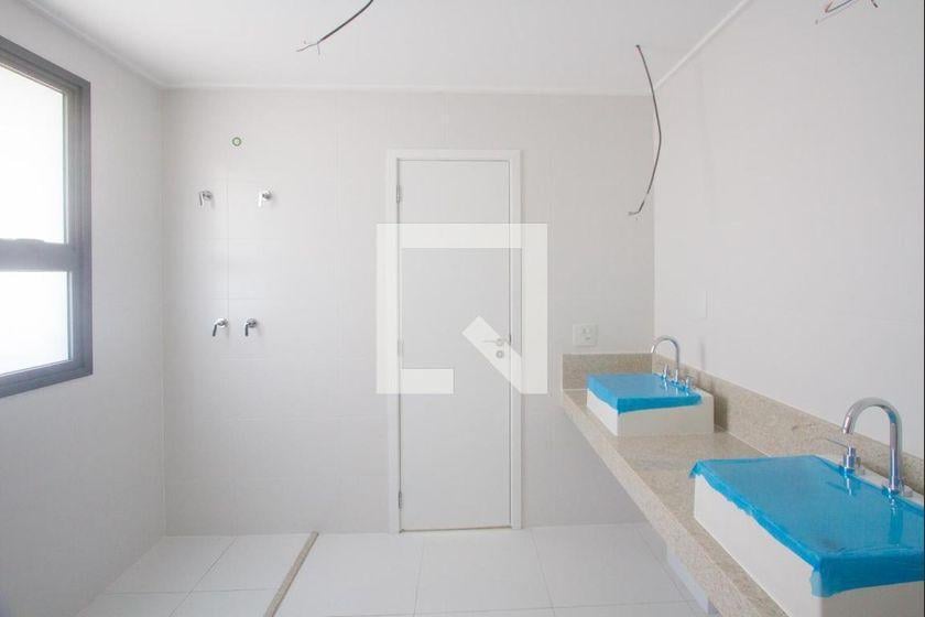 Apartamento à Venda – Chácara Santo Antonio, 4 Quartos, 365 m² – São Paulo