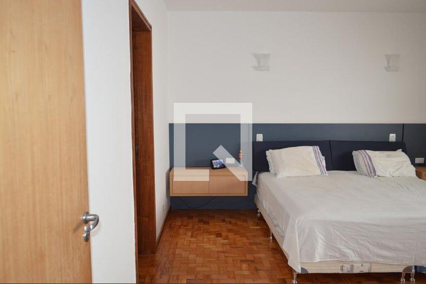 Casa à Venda – Vila Mariana, 5 Quartos, 350 m² – São Paulo