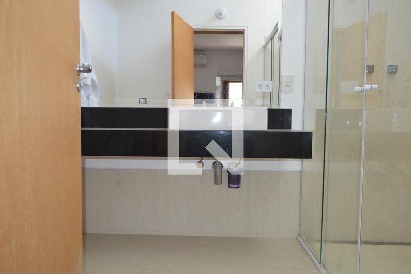 Casa à Venda – Vila Mariana, 5 Quartos, 350 m² – São Paulo