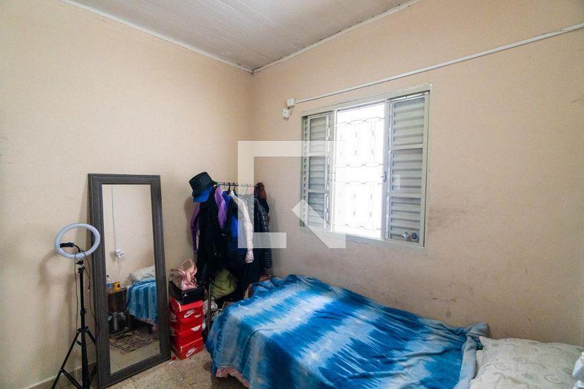 Casa à Venda – Chácara Inglesa, 4 Quartos, 70 m² – São Paulo