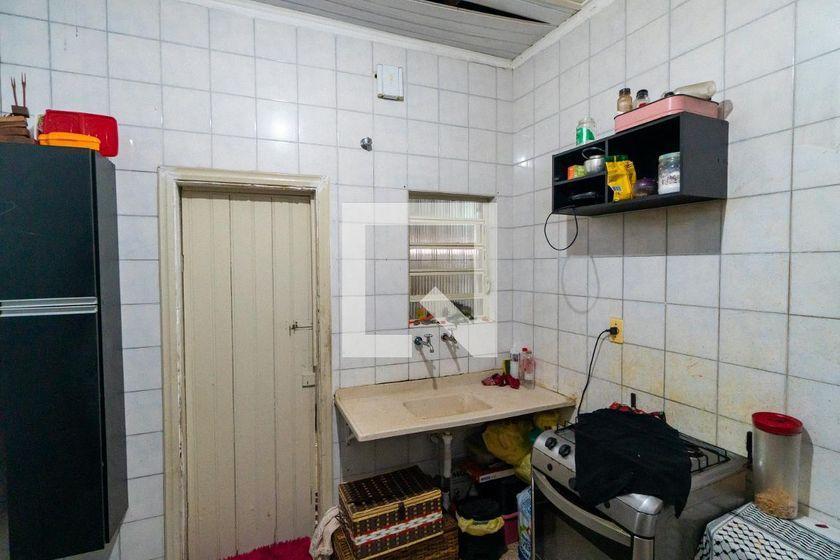Casa à Venda – Chácara Inglesa, 4 Quartos, 70 m² – São Paulo