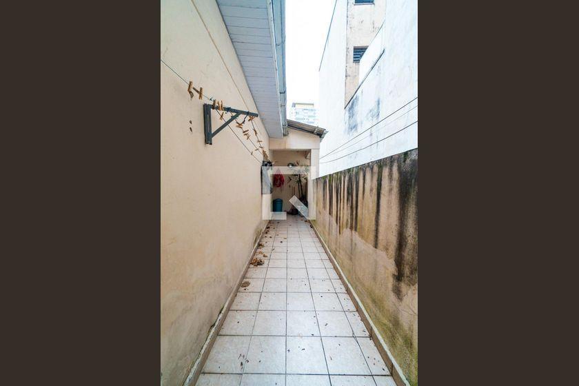 Casa à Venda – Chácara Inglesa, 4 Quartos, 70 m² – São Paulo