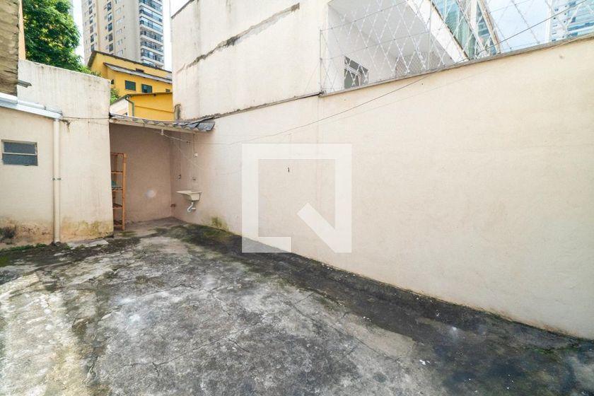 Casa à Venda – Chácara Inglesa, 4 Quartos, 70 m² – São Paulo