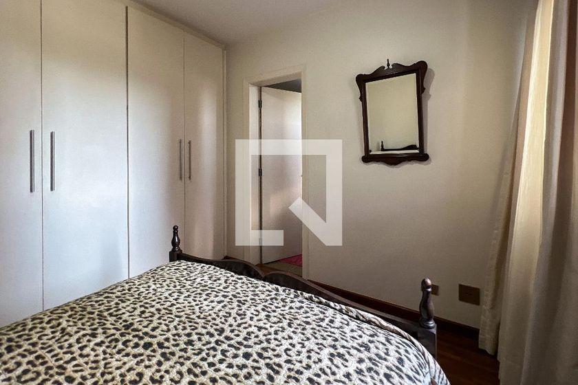 Apartamento à Venda – Moema, 4 Quartos, 450 m² – São Paulo