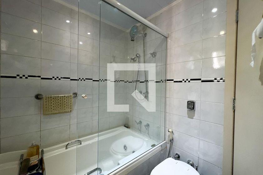 Apartamento à Venda – Moema, 4 Quartos, 450 m² – São Paulo