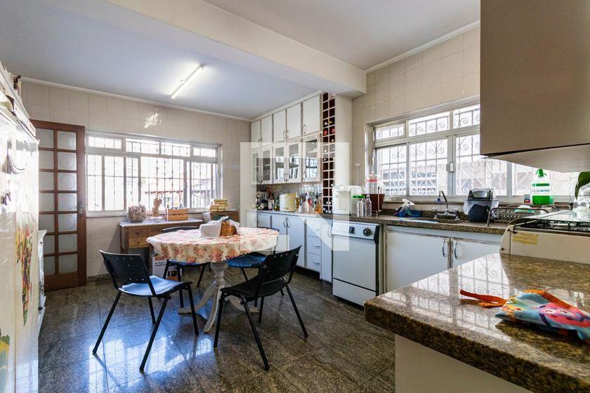 Casa à Venda – Vila Mariana, 5 Quartos, 545 m² – São Paulo