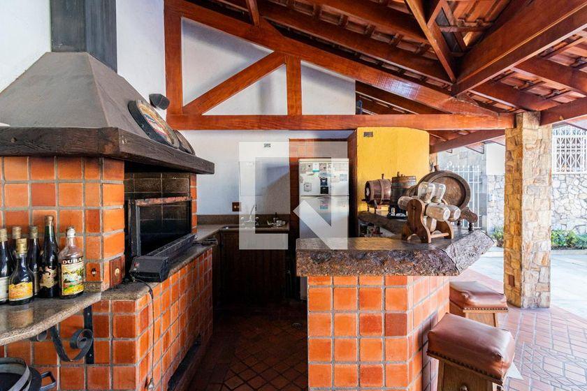 Casa à Venda – Vila Mariana, 5 Quartos, 545 m² – São Paulo