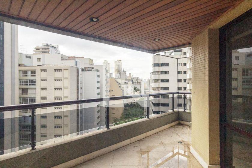 Apartamento à Venda – Santa Cecília, 3 Quartos, 241 m² – São Paulo