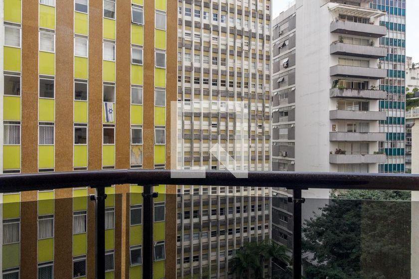 Apartamento à Venda – Santa Cecília, 3 Quartos, 241 m² – São Paulo