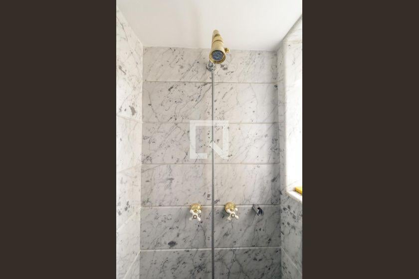 Apartamento à Venda – Santa Cecília, 3 Quartos, 241 m² – São Paulo