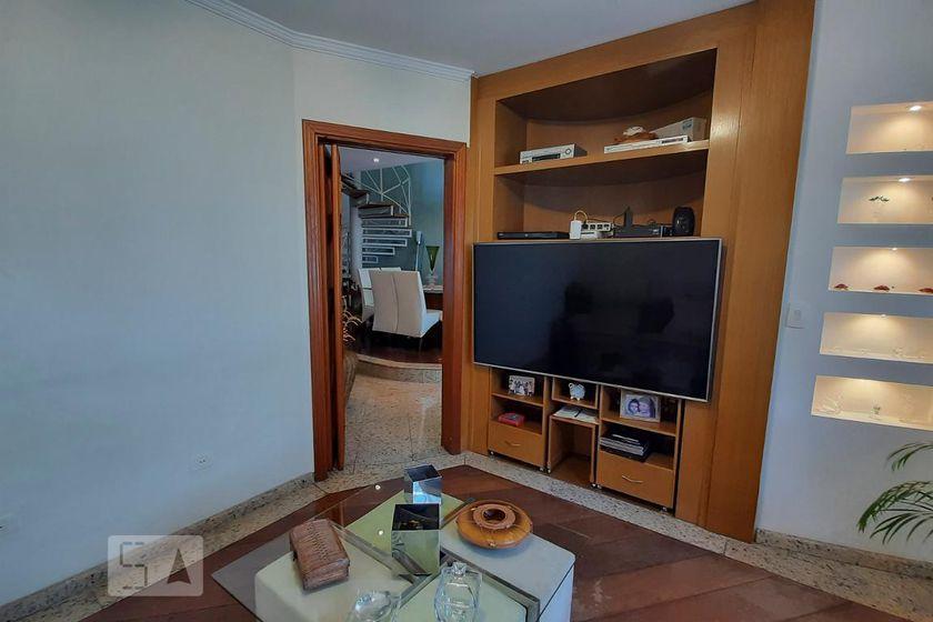 Casa à Venda – Vila Prudente, 4 Quartos, 460 m² – São Paulo