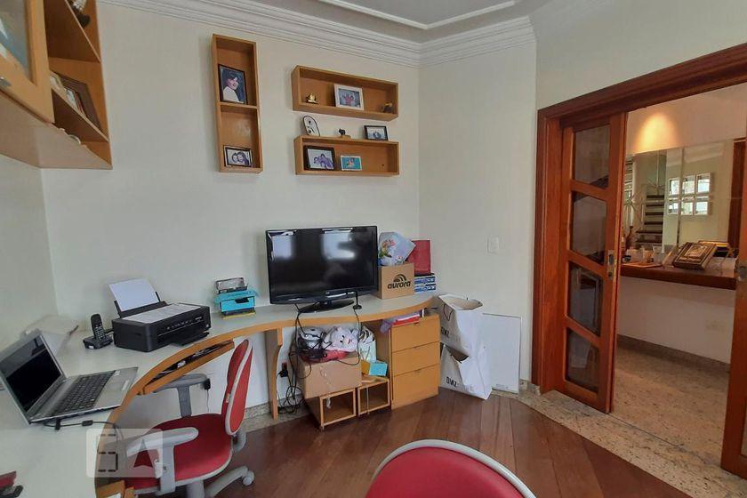 Casa à Venda – Vila Prudente, 4 Quartos, 460 m² – São Paulo