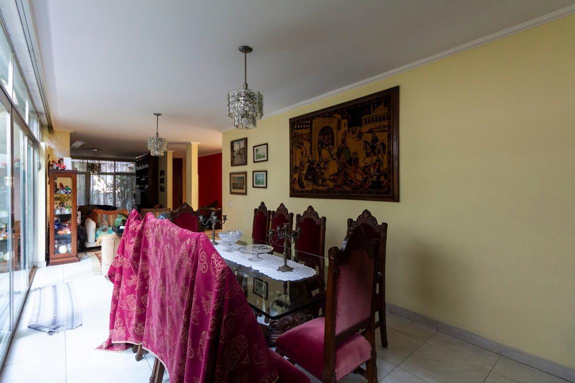 Casa à Venda – Planalto Paulista, 4 Quartos, 420 m² – São Paulo
