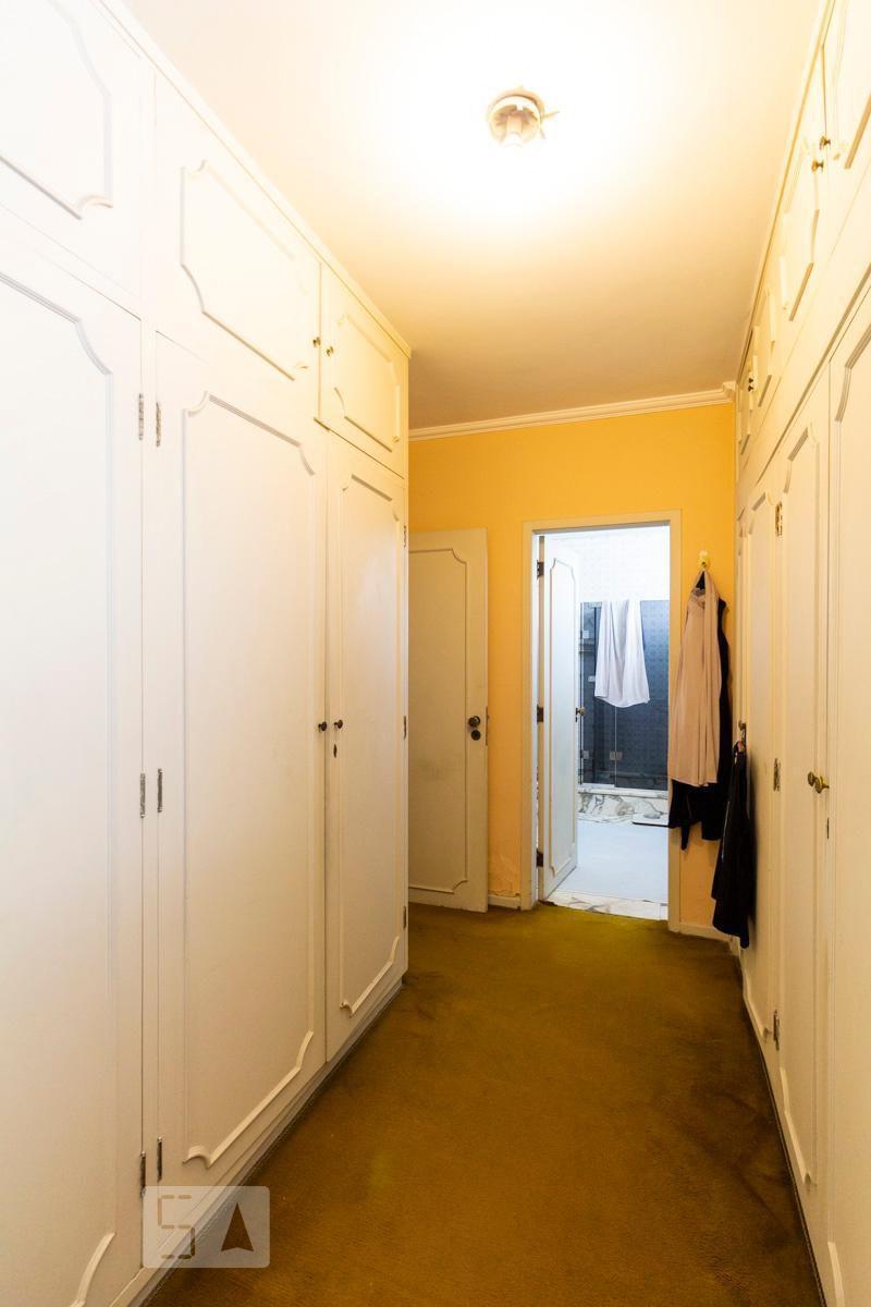 Casa à Venda – Planalto Paulista, 4 Quartos, 420 m² – São Paulo