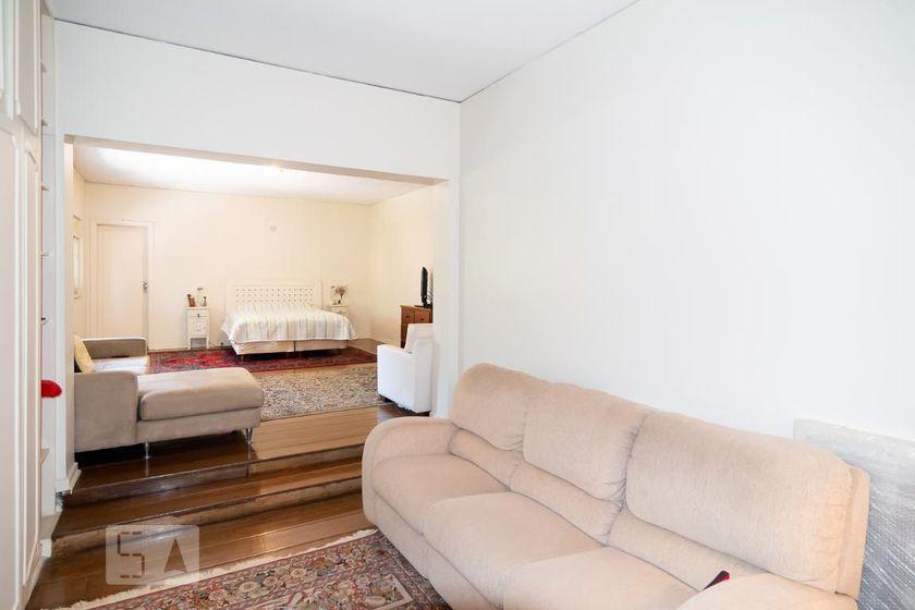 Casa à Venda – Chácara Santo Antonio, 4 Quartos, 450 m² – São Paulo