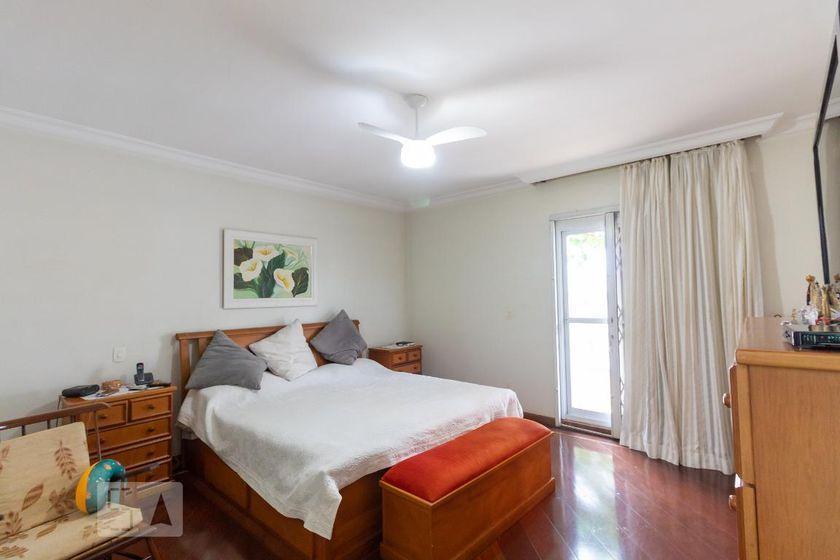 Casa à Venda – Vila Guilhermina, 4 Quartos, 440 m² – São Paulo