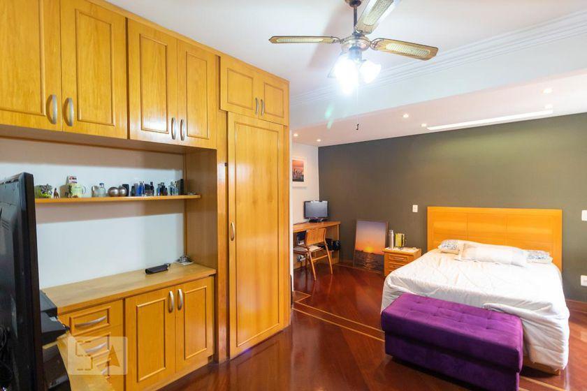 Casa à Venda – Vila Guilhermina, 4 Quartos, 440 m² – São Paulo
