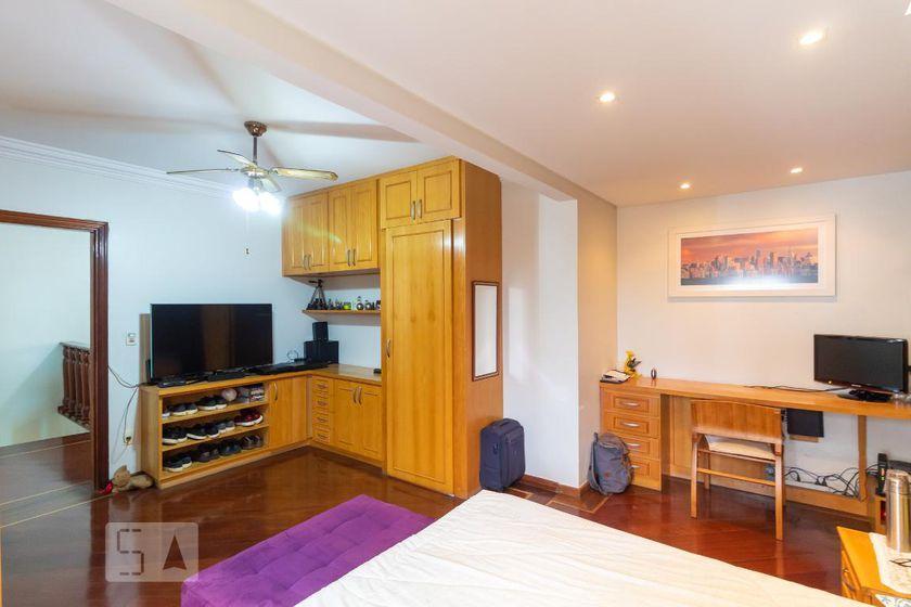 Casa à Venda – Vila Guilhermina, 4 Quartos, 440 m² – São Paulo