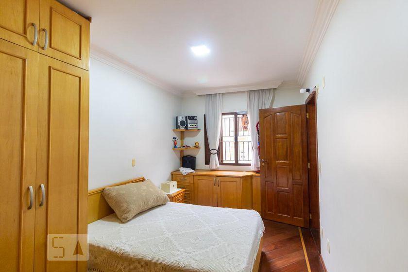 Casa à Venda – Vila Guilhermina, 4 Quartos, 440 m² – São Paulo