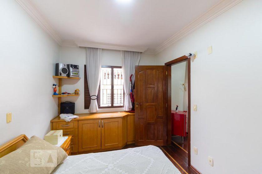 Casa à Venda – Vila Guilhermina, 4 Quartos, 440 m² – São Paulo