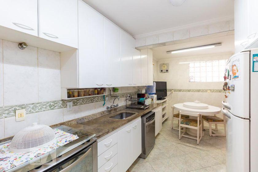 Casa à Venda – Vila Guilhermina, 4 Quartos, 440 m² – São Paulo