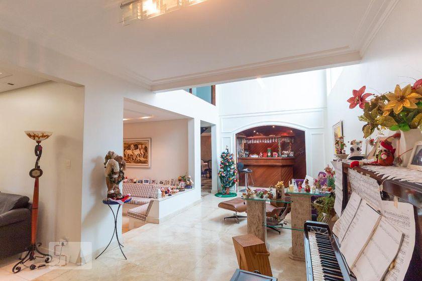Casa à Venda – Vila Guilhermina, 4 Quartos, 440 m² – São Paulo