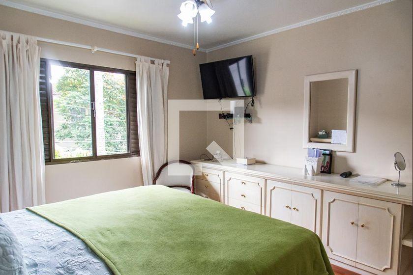 Casa à Venda – Vila Mariana, 4 Quartos, 700 m² – São Paulo